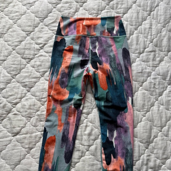 L.L.Bean Everyday Performance 7/8 Pocket Tights Watercolor Paint Brush Small - Picture 7 of 13